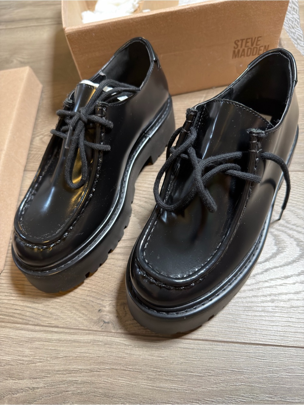 (NWB)Steve Madden Black Chunky Loafers